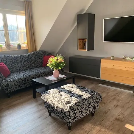 Fischer Mit E-ladestation Direkt Am Haus