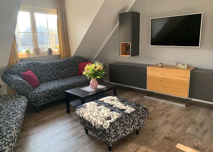 Fischer Mit E-ladestation Direkt Am Haus